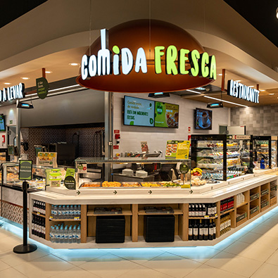Comida Fresca counter at a Pingo Doce store (photo)