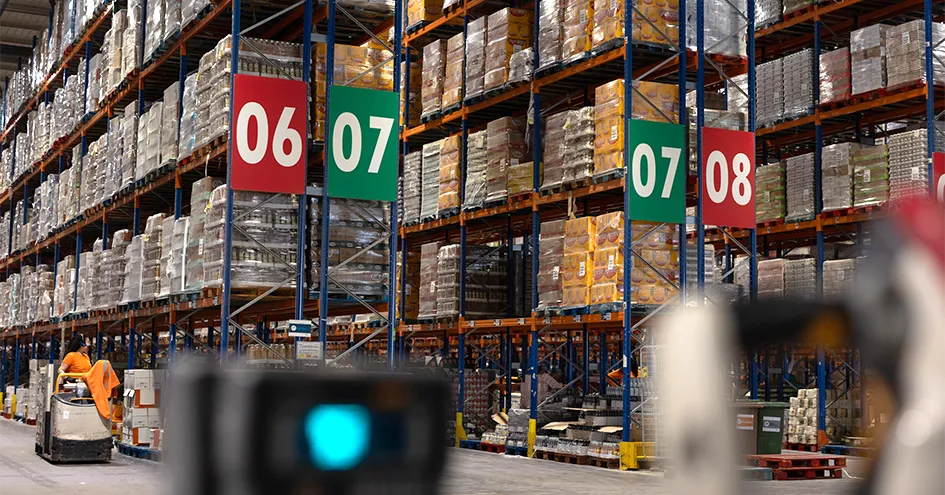 Shelves inside of a distribution center (photo)